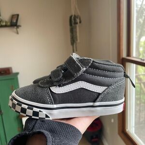 Vans Toddler Black and White High-Top Sneakers - Size 8T